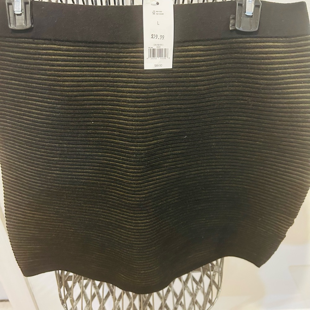 Elegant Black Ribbed sweater  Skirt